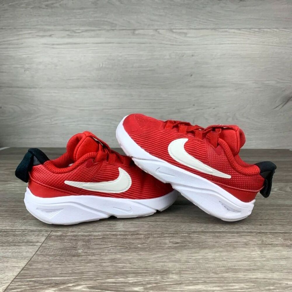 Red/White Boys/Toddler/Girls Nike Running Athletic shoes size 8c